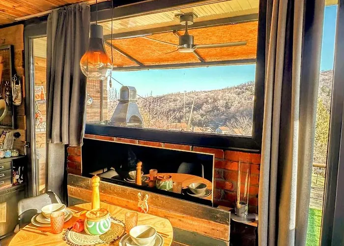 Casa de Férias Stammhaus In Den Bergen Ledinci