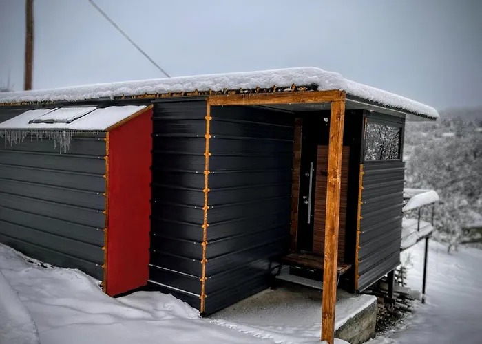 Stammhaus In Den Bergen Ledinci